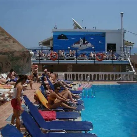 Miami Sea View 2* Kávosz